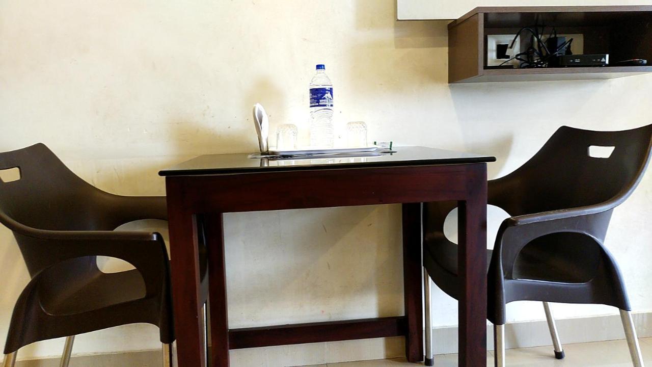 Alfa Inn Nedumbassery Esterno foto
